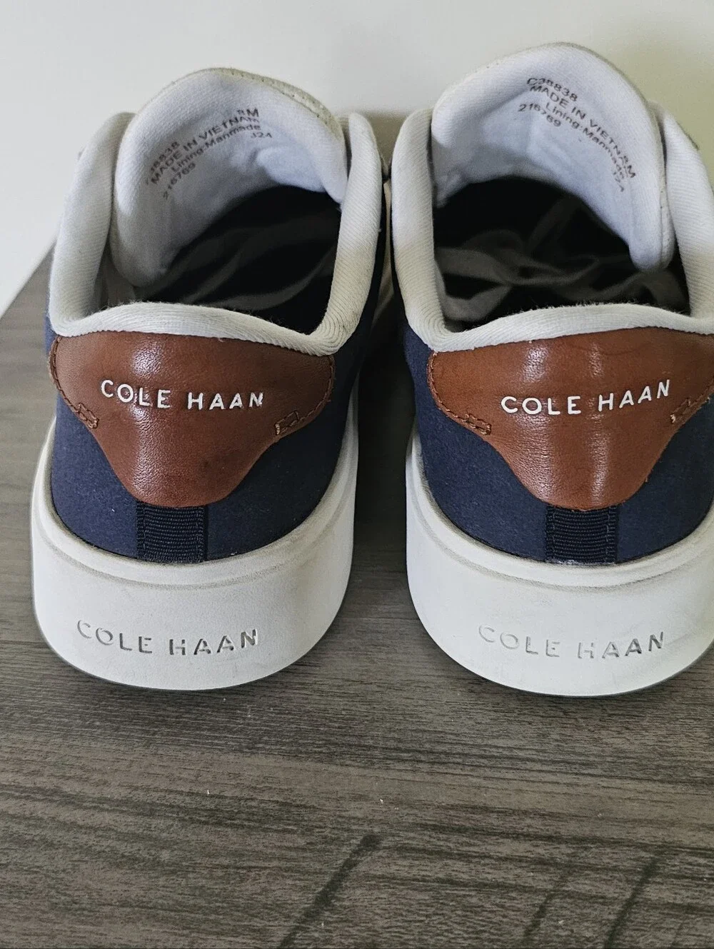 Cole Haan Men's Grand Crosscourt Winner sneakers Ivory Navy Blue Brown 8 M